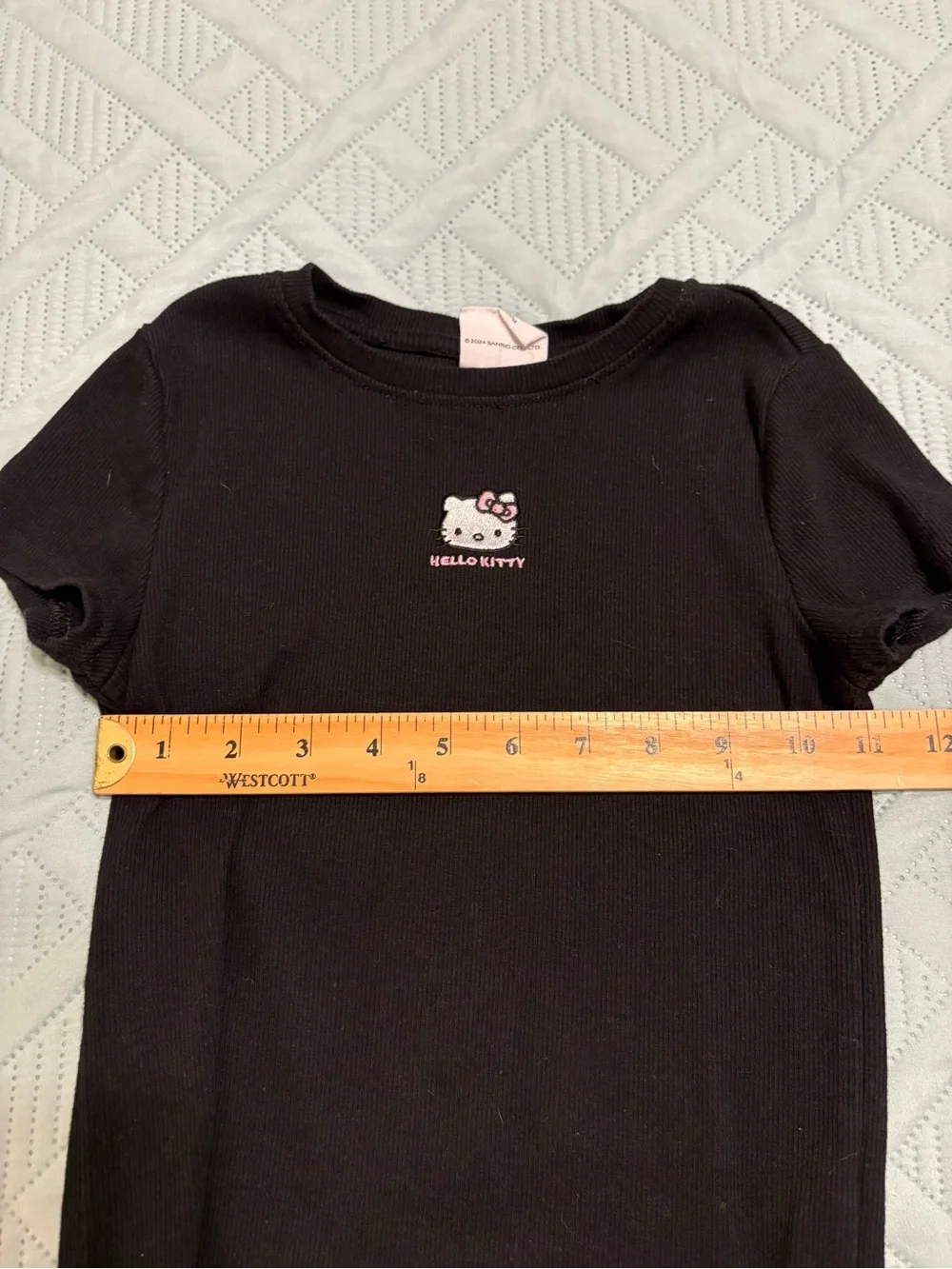 Sanrio Hello Kitty Girls Black Ribbed T- Shirt Size 8 Medium